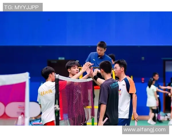 成都羽毛球队在全国羽毛球节奏排行榜中荣获第八名的佳绩 成都羽毛球队在全国羽毛球节奏排行榜中荣获第八名的佳绩